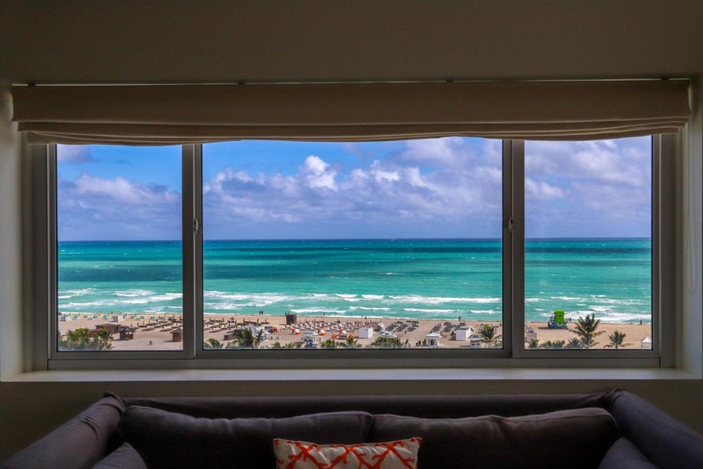 King Oceanfront Studio Suite